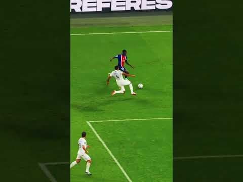 Perfect tackle 🧱 #ligue1mcdonalds  #football #ligue1 #sports #psg #footballshorts #soccer #shorts